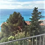 Marbella 酒店 *