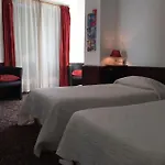 Marbella Hotel *