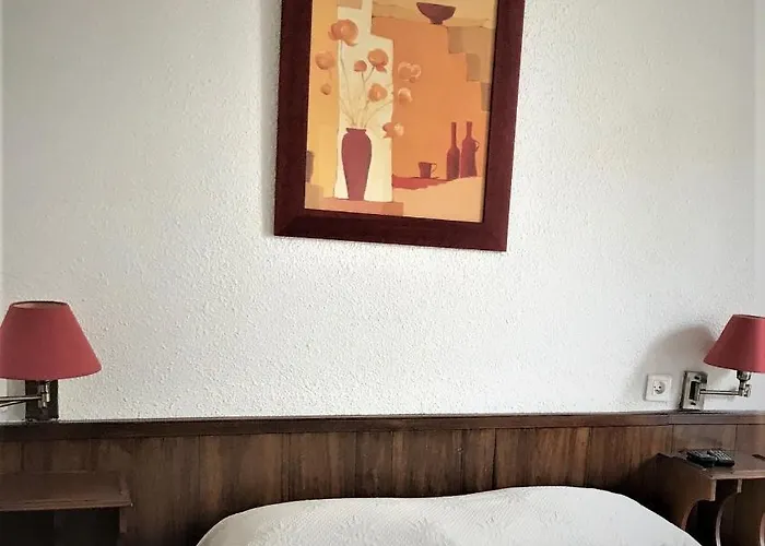 Marbella Hotel *